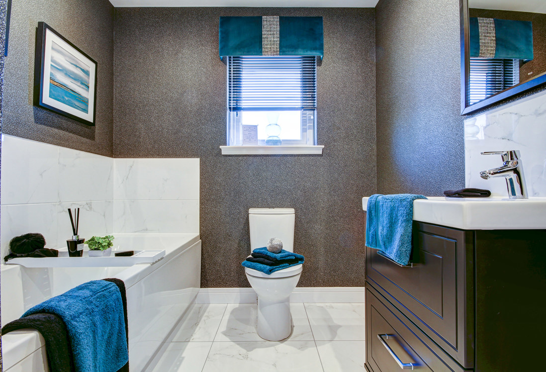 Oak Bank Oleander Bathroom1 2